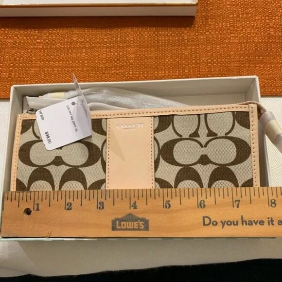 NWT Coach legacy print signature zippy wallet - Picture 3 of 7